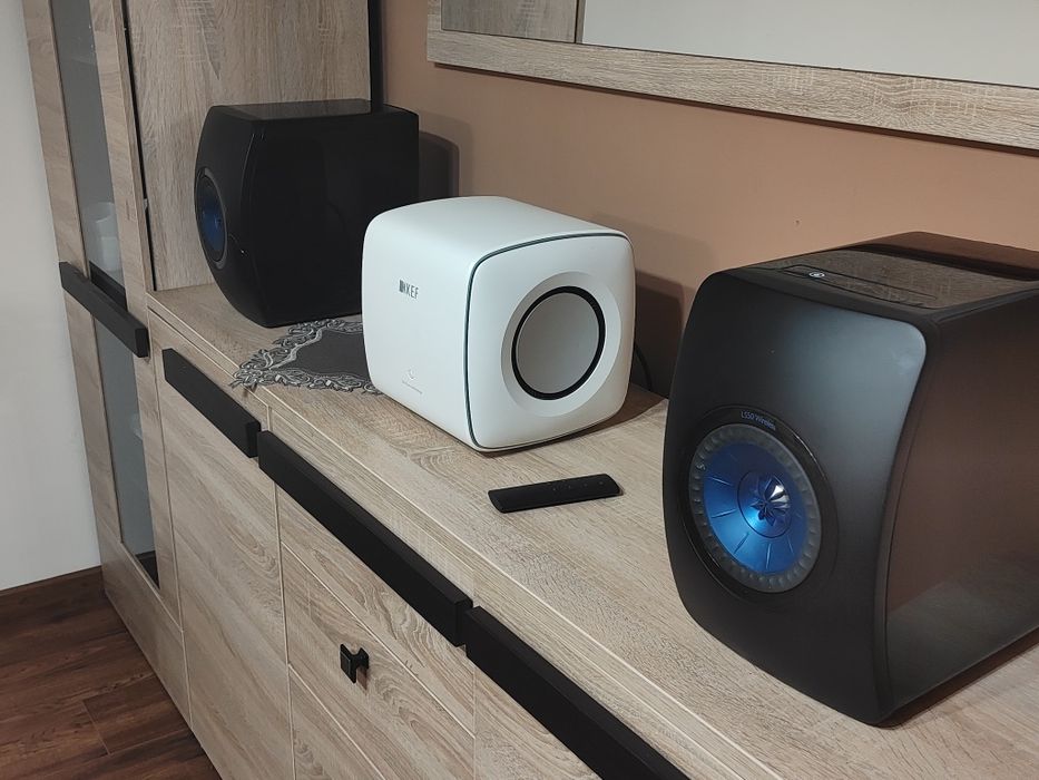 dwie kolumny KEF LS50 Wireless oryginalne komplet kolumny pilot