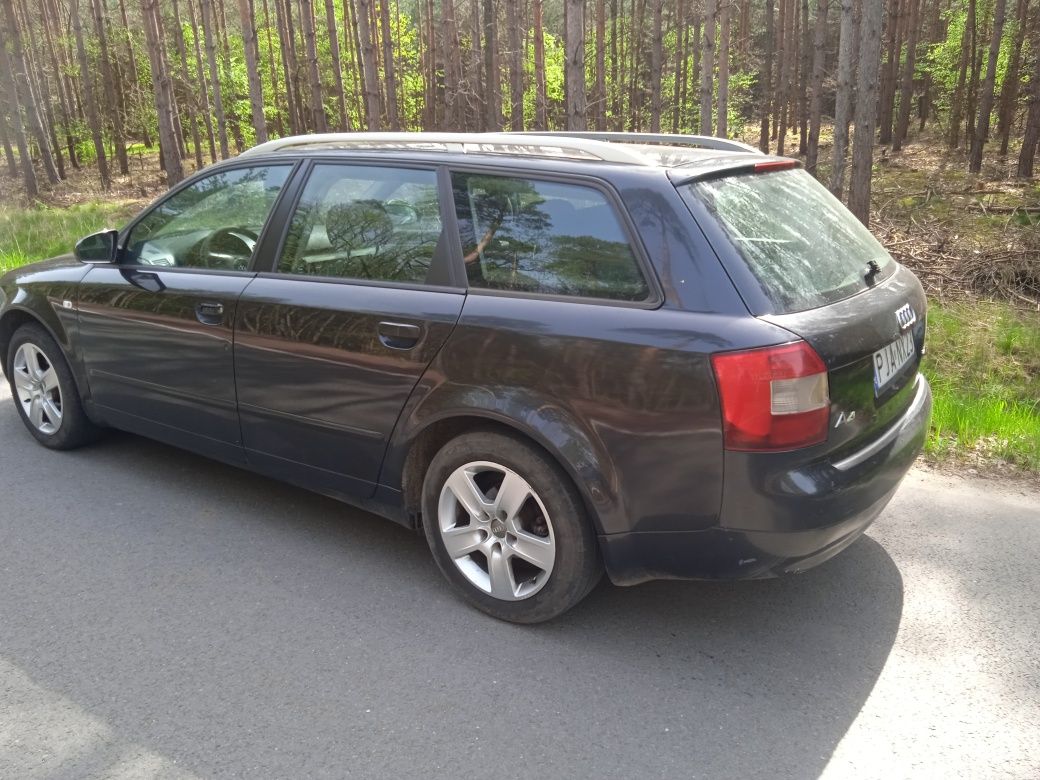 Audi A4 1.9 130km 2003r