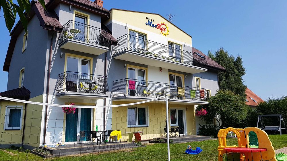 TANIE noclegi, pokoje pracownicze z łazienkami i balkonami w Grzybowie