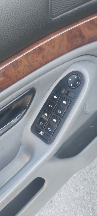 Vendo bmw 530d e39  pack M 184 cv  
375565 km .
R