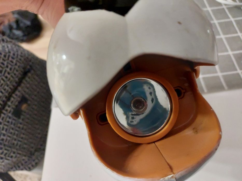 Little Tikes Latarka piesek z dźwiękiem światło 
To śpiące zwierzątko,