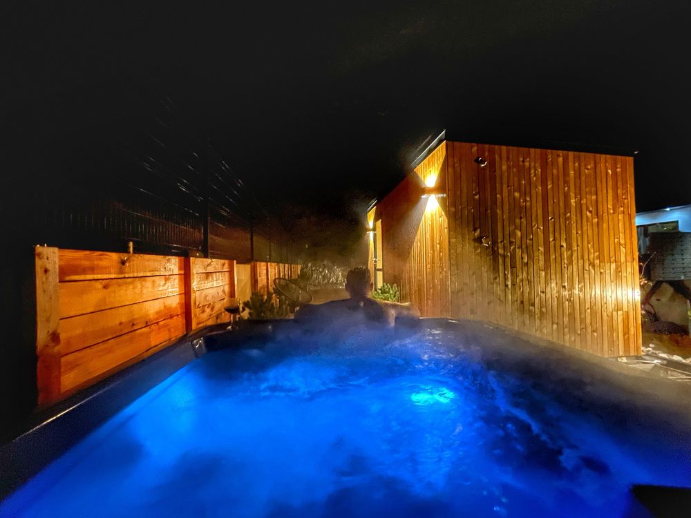 APARTAMENT 7.0 8os WAKACJE sauna balia basen na wyłączność
