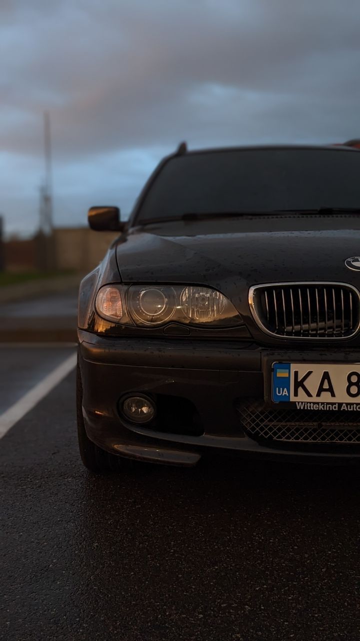 BMW e46 2002 2.5