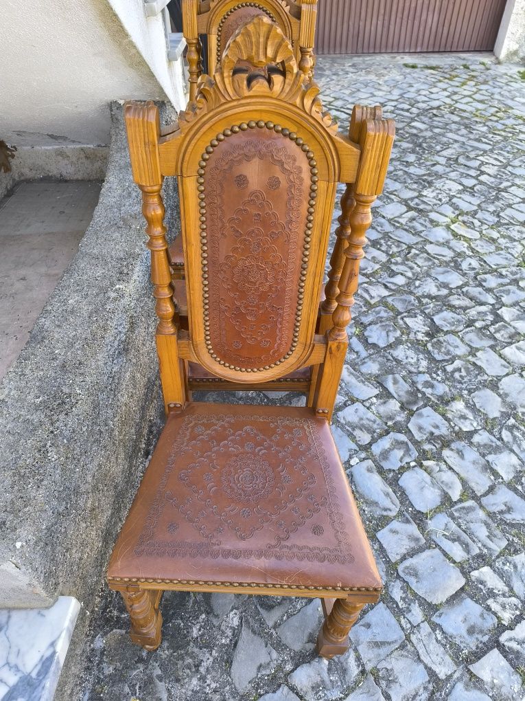Mesa Jantar + 8 cadeiras