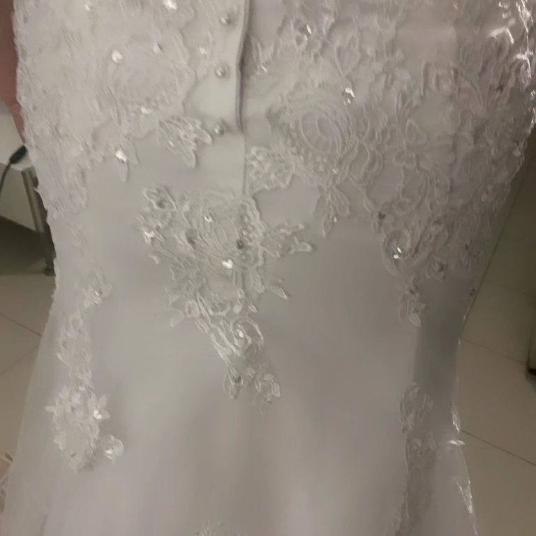 vestido de noiva NOVO E BARATO