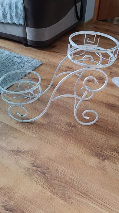 Kwietnik na 2 kwiaty metalowy