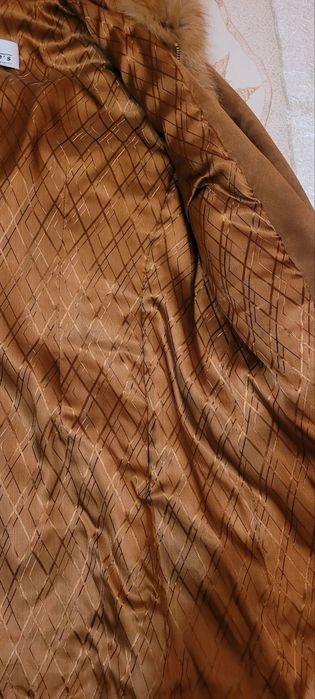 Продам женскую дубленку