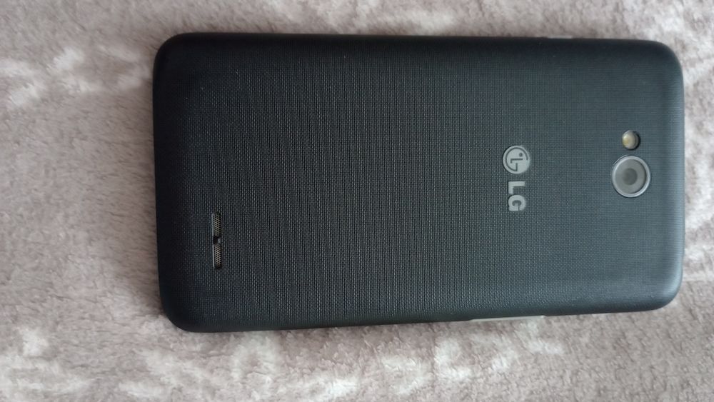 Smartfon LG L65 D280N z NFC