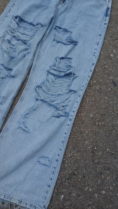 baggy niebieskie dzinsy jeans baggy oversize vetements y2k distressed
