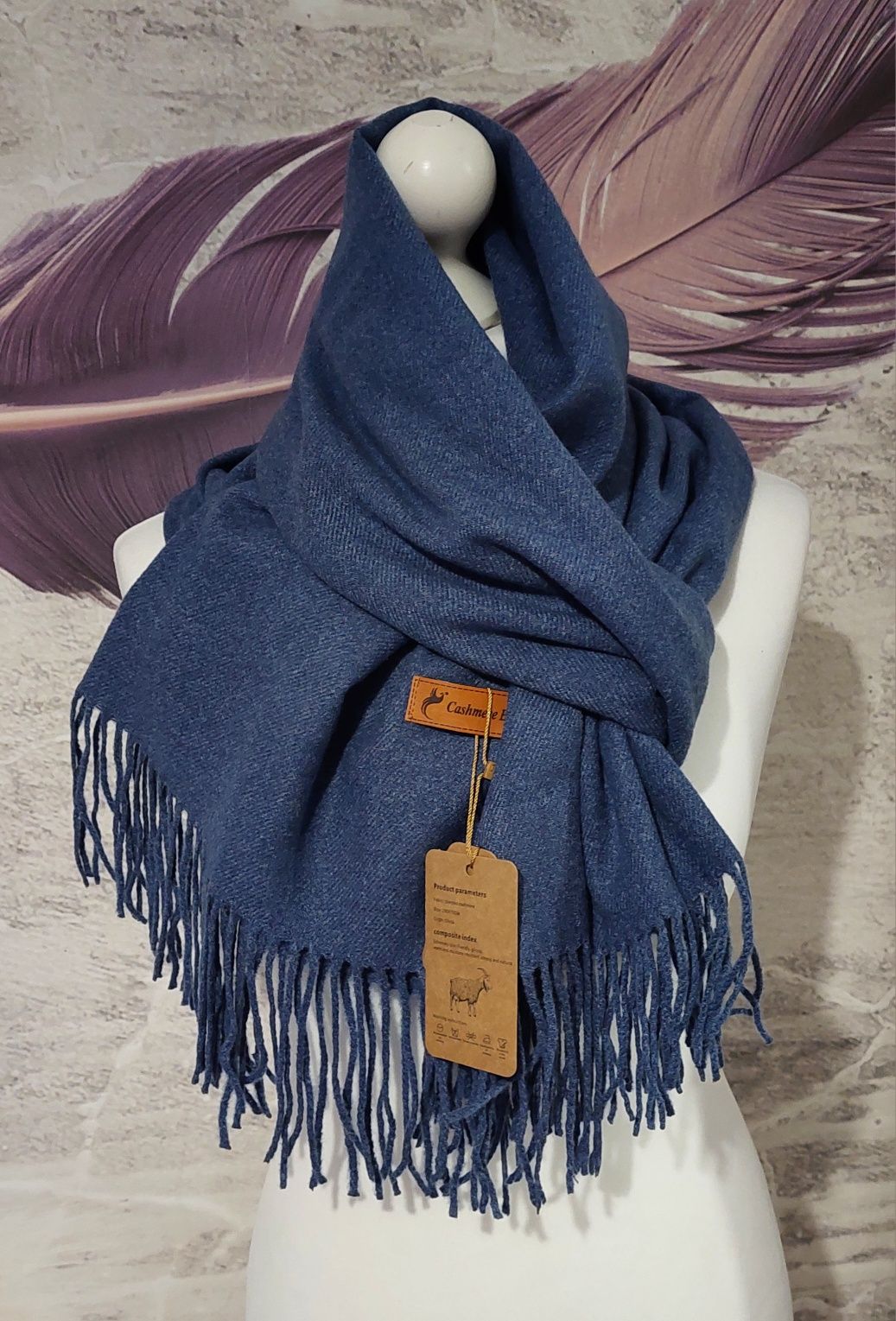 Piękny szal 50%kaszmir 50% wełna firmy Cashmere r 200x70 denim blue