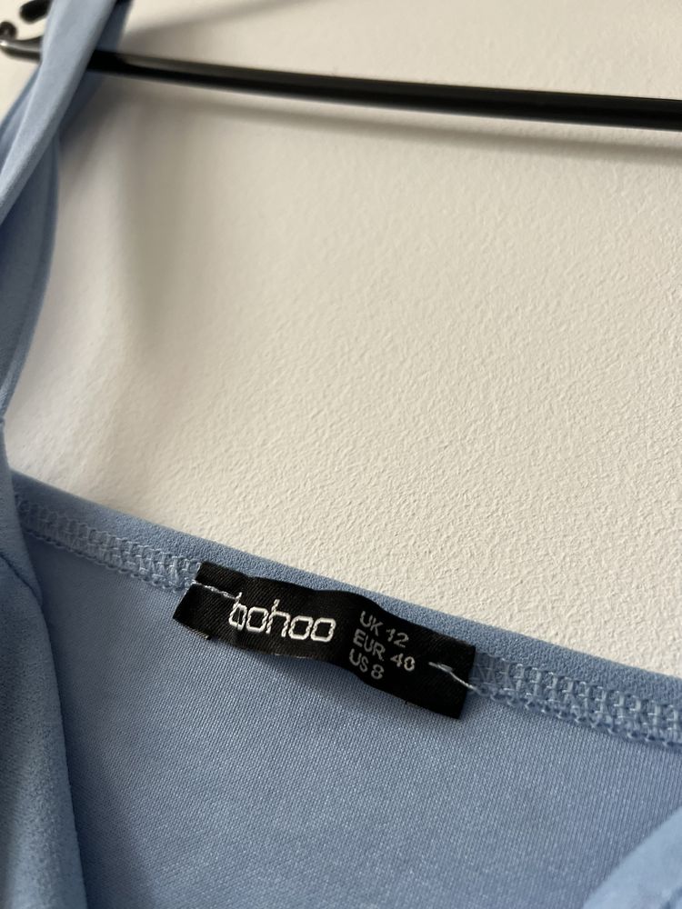 Marszczona sukienka boohoo 40