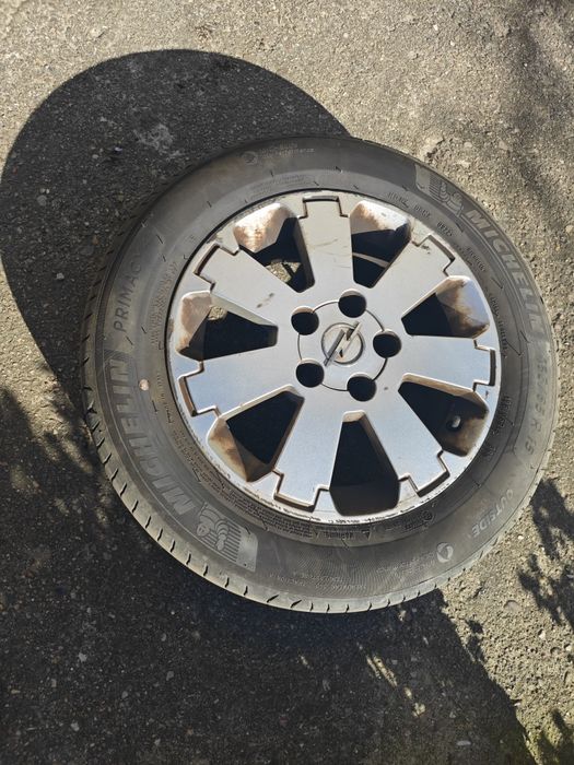 Komplet opon z alufelgami Michelin