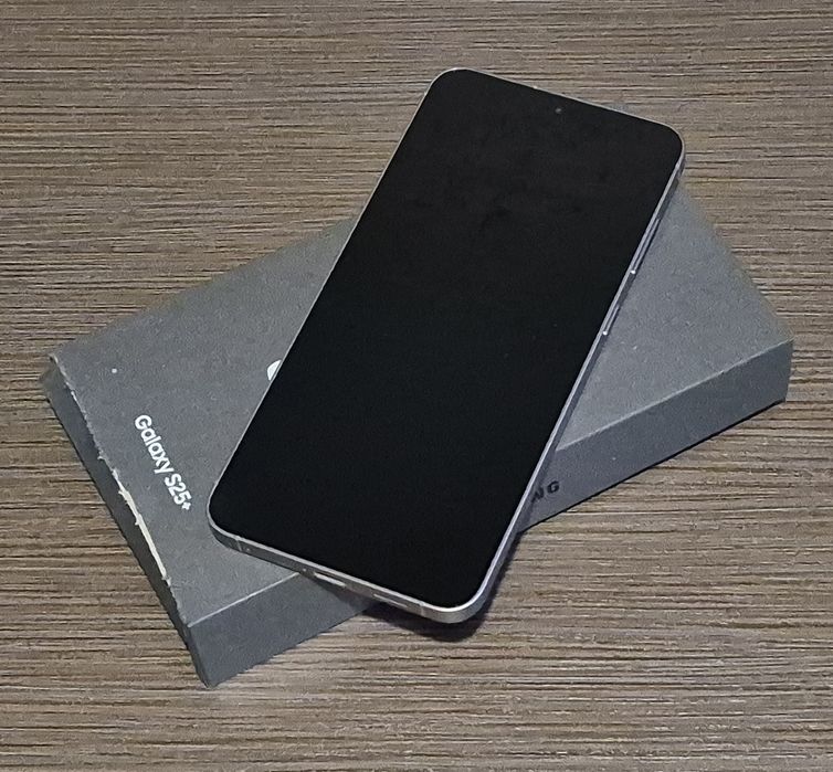 Smartfon SAMSUNG GALAXY S25+ 12GB/256GB (4013)
