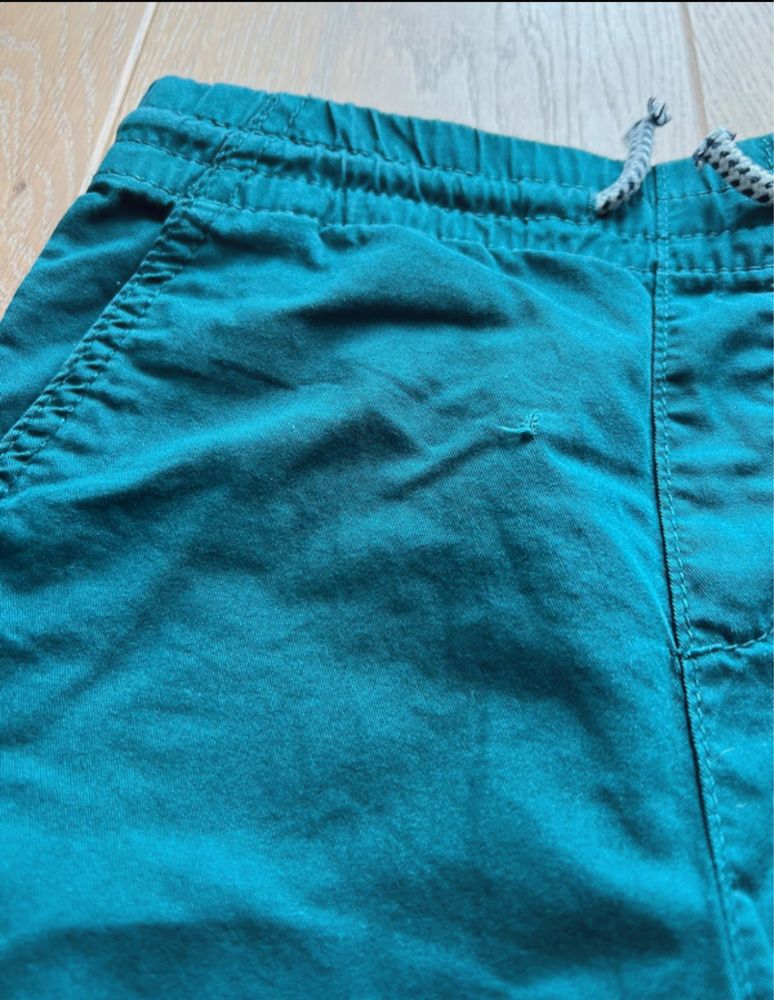 Spodnie joggery H&M 134 morskie zielone Joggersy cienkie bez zapięcia