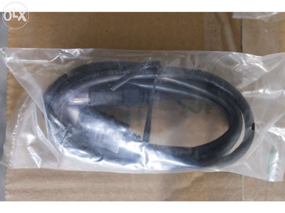 Cabos hdmi e scart