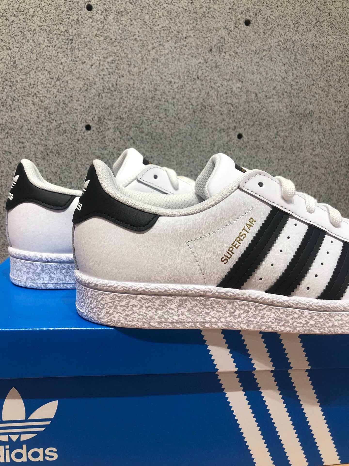 ButyDamskieTrampki AdidasSuperstarCloudWhite R.38