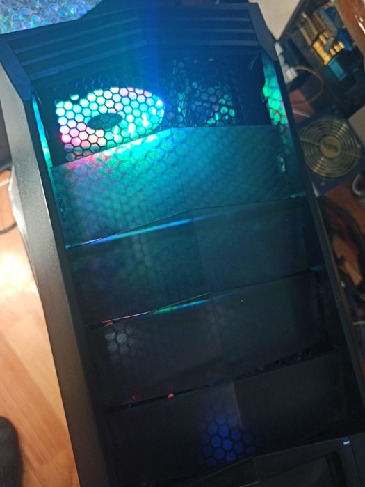 Комп'ютер на Xeon E3-1245v2. RX-550 . (4gb)  Сокет 1155