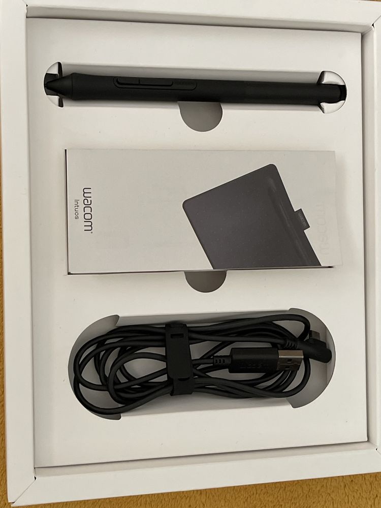 Графический планшет Wacom Intuos S (Black) CTL-4100K-N