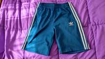 Calcoes Adidas Azul Turquesa com bolsos Zip Impecaveis Tam: M