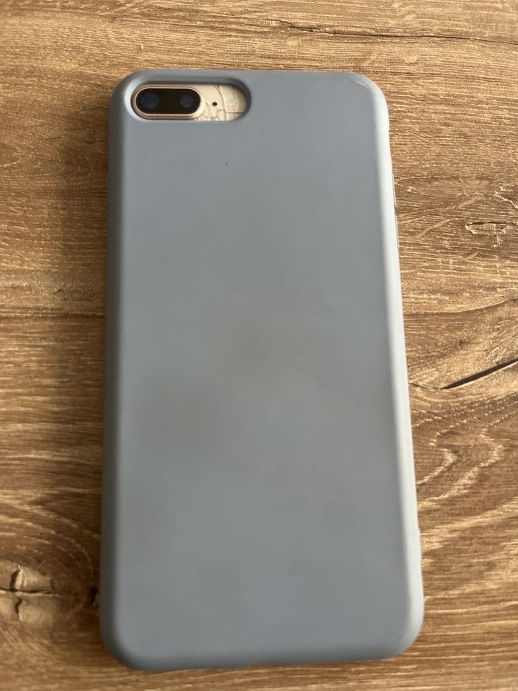 Iphone 8 plus złoty plus dwie szybki plus etui