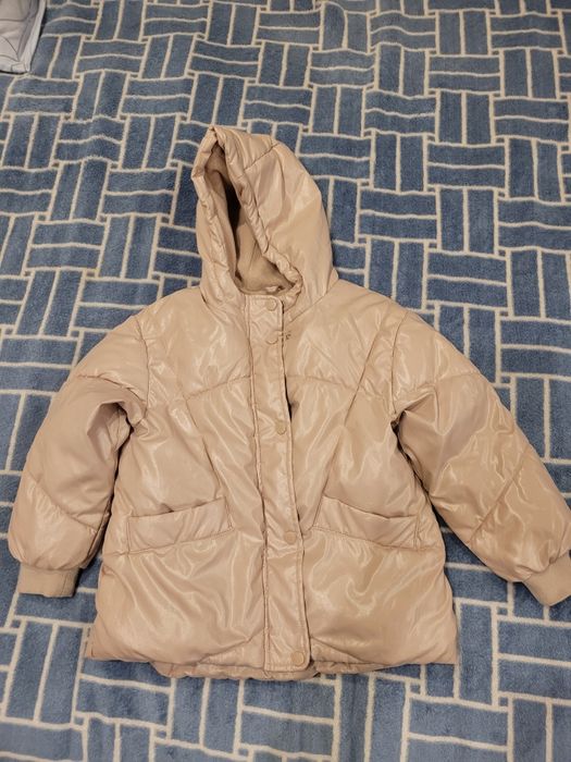 Продам куртку на дівчинку 116 розмір фірма 'Sinsey"