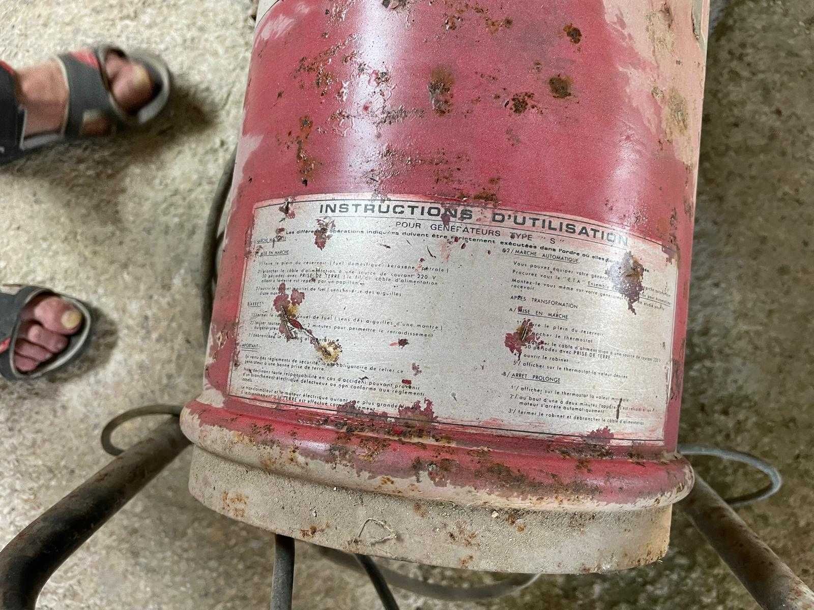 Esticador carroçaria (piriquito), 2 torcedores e foguetão a petróleo