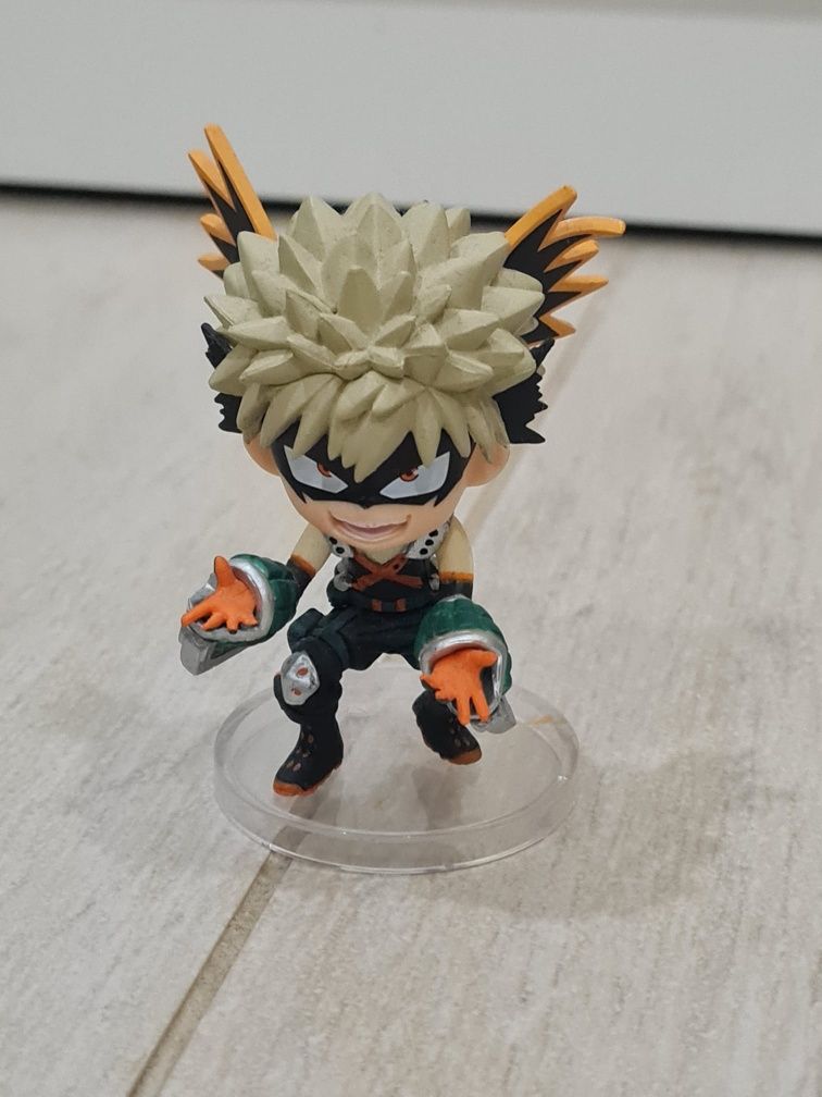 Funko Pop shota aizawa e  figura anime katsuki bakugou