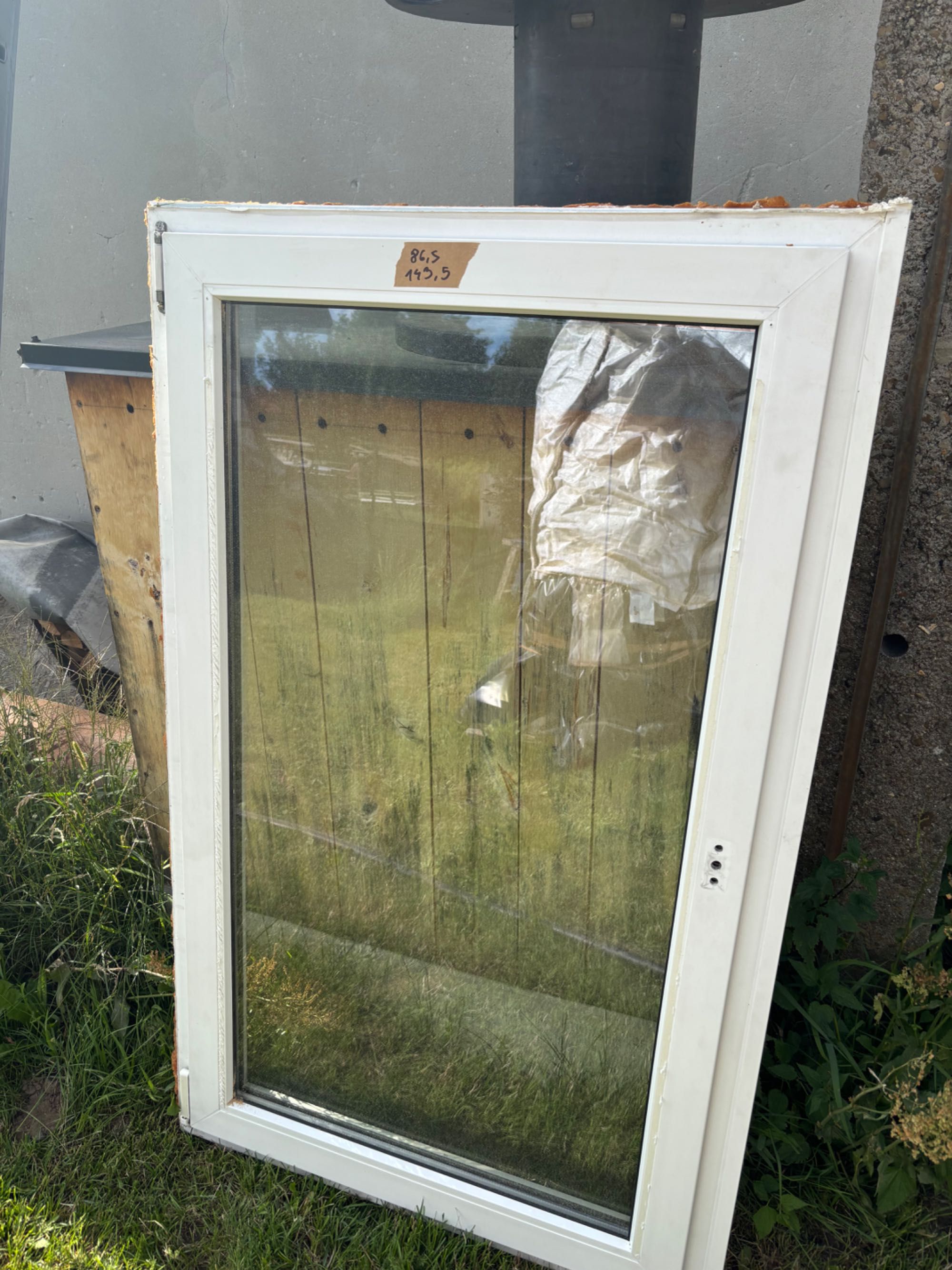 Okna z demontażu 86,5 x 143,5
