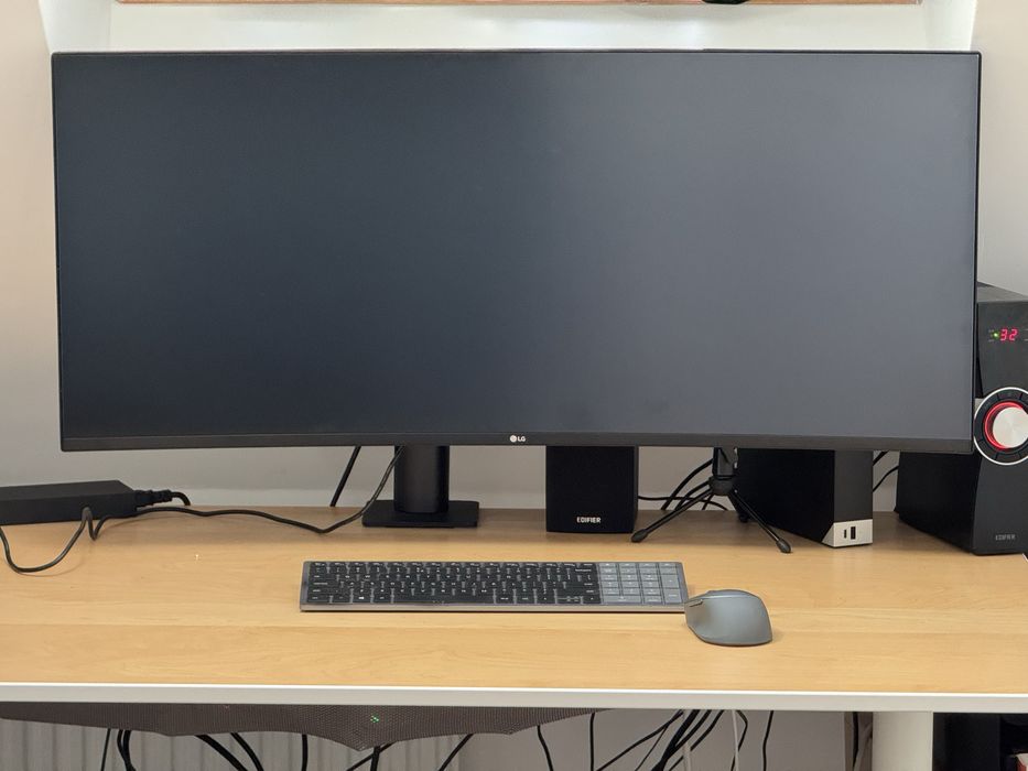 Monitor 38” 144hz ultra-wide LG 38GN950-b