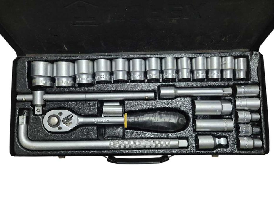 Zestaw kluczy nasadowych 1/2" Topex Walizka