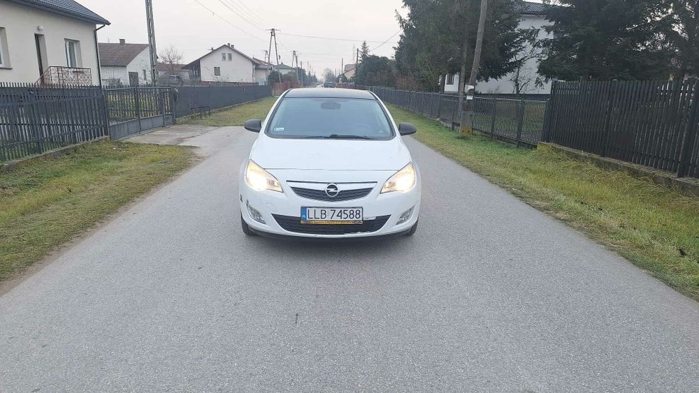 Opel Astra J 1.4T