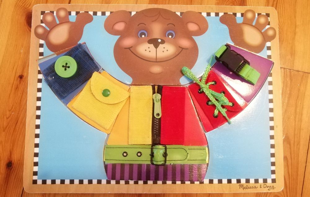Edukacyjna, manipulacyjna tablica Montessori marki Melissa & Doug