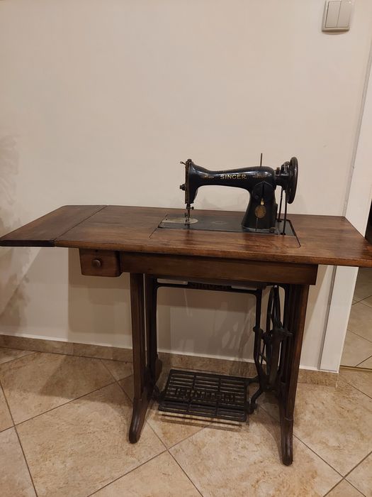 Maszyna Singer  z 1949 r