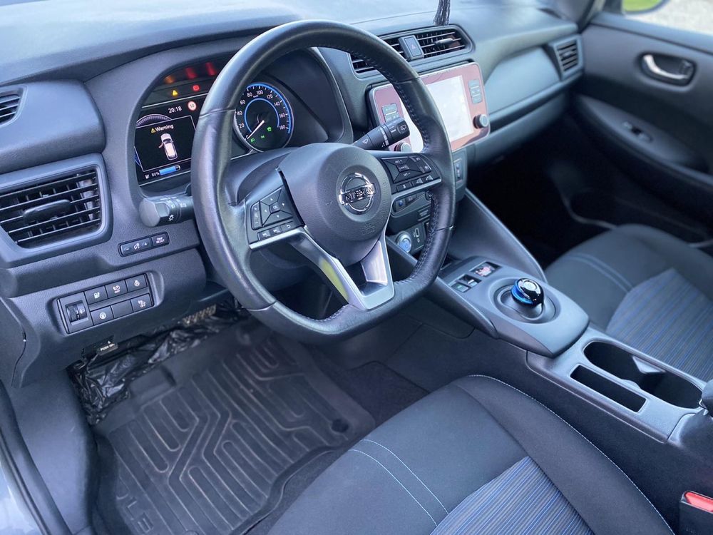Продам  авто Nissan Leaf 21р ідеальний стан.