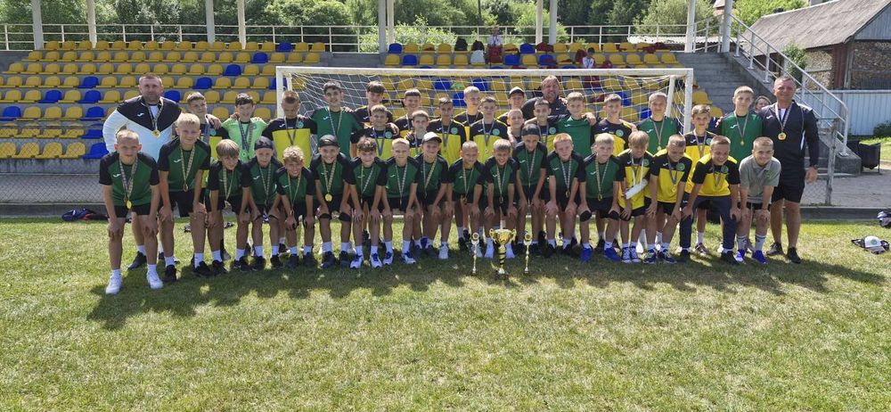 Футбольна команда шукає спонсорів