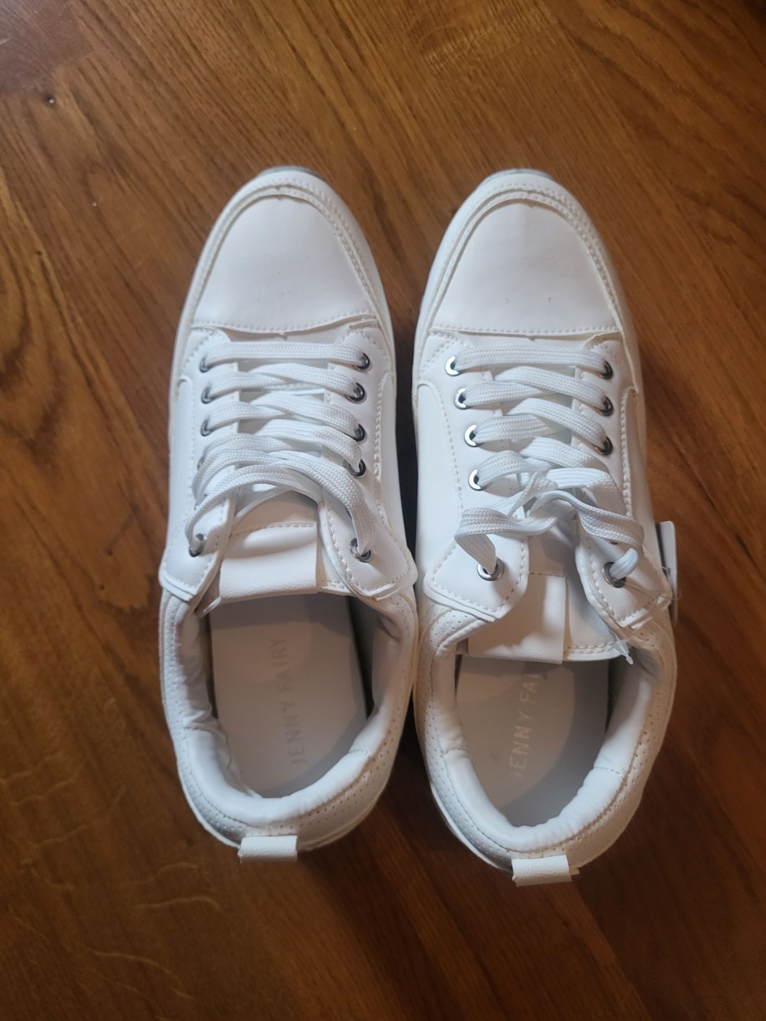 Buty sportowe białe 40