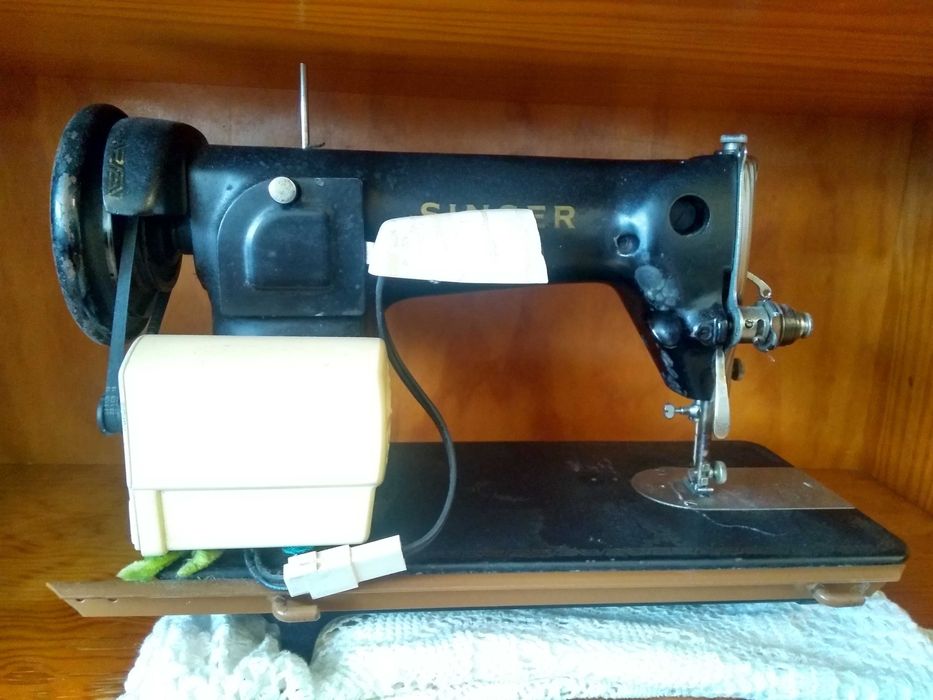 Máquina de costura Singer 15c para peças ou decoração