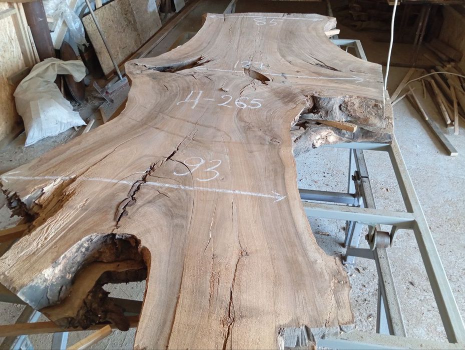 Слеби і торцеві спили від виробника.