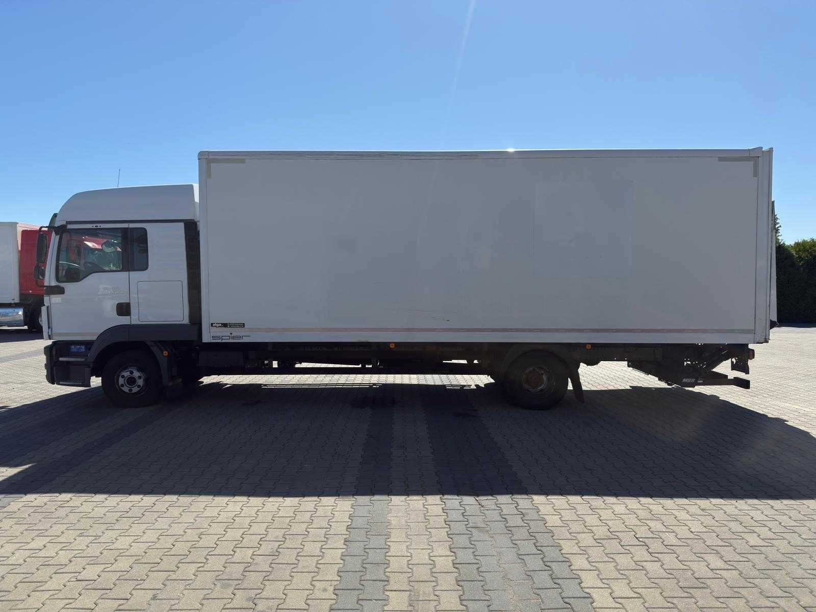 MAN TGL12.250,winda,kabina sypialna 555tkm.