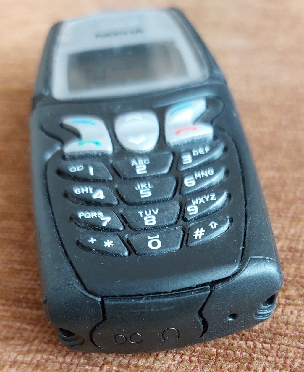 Раритетный телефон Nokia 5210 (Финляндия)