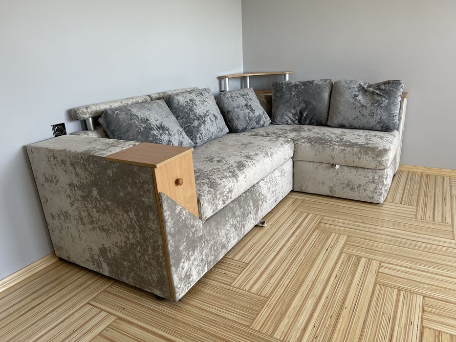 Реставрація м'яких меблів