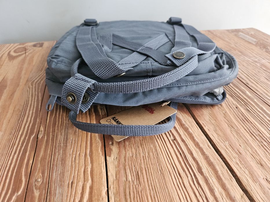 Plecak miejski Kanken kolor grafitowy. Model numer 23510