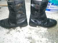 Buty stare strażackie do rekonstrukcjii