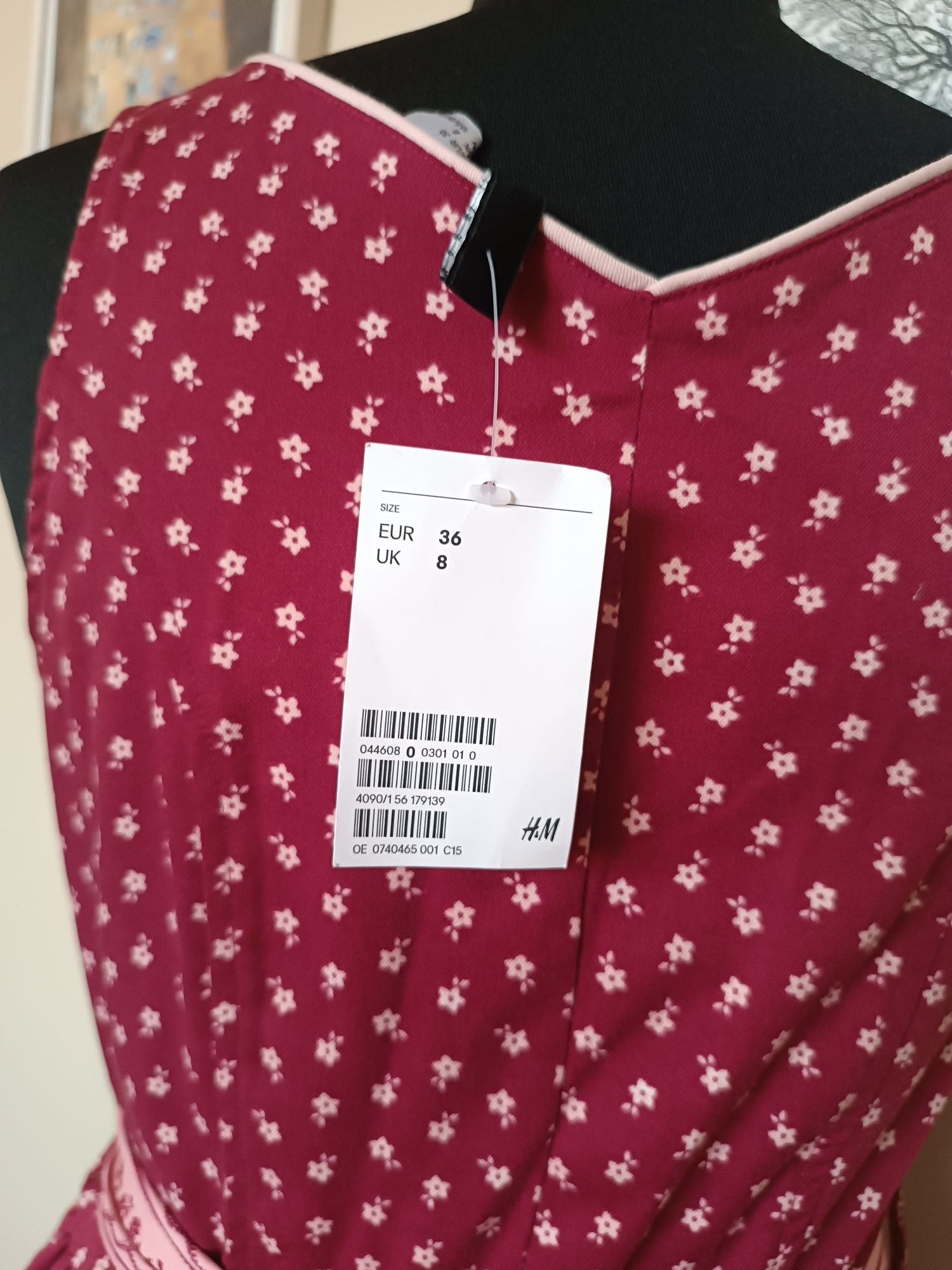 Sukienka na wzór Bawarskiej H&M