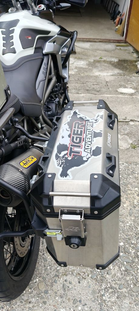 Triumph Tiger xcx 800 Polski salon