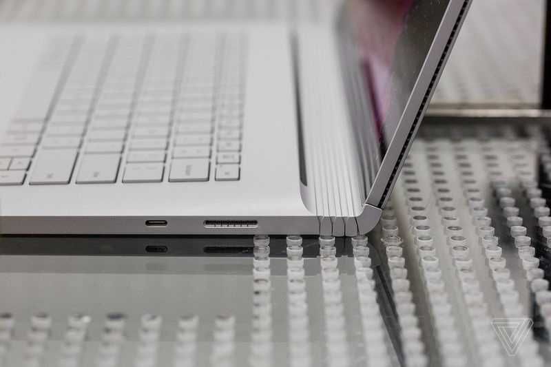 Ноутбук Планшет Microsoft Surface Book 2 15 i7 NVIDIA GTX 1060 Windows