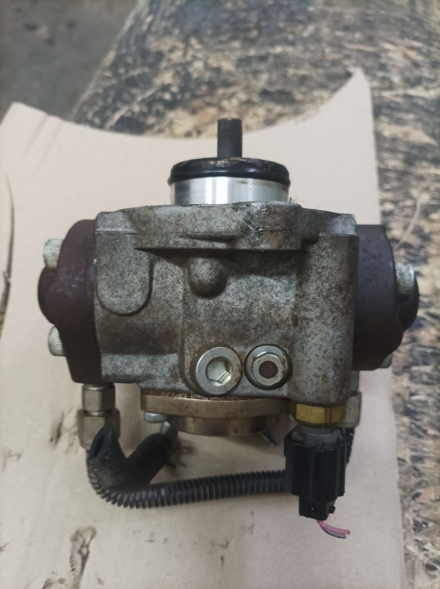 тнвд R2AA 13 800,Мazda 2,2dizel,