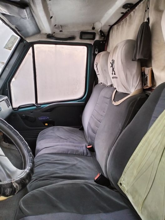 Микроавтобус Пежо Джей5