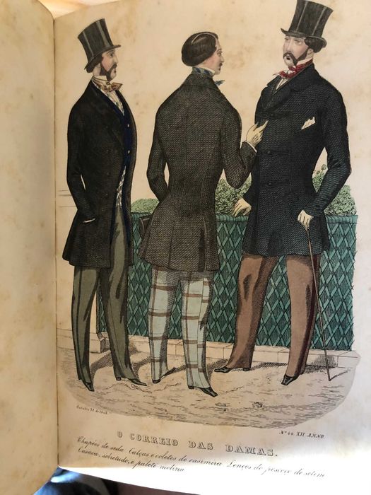 Musée de Costumes. Paris. Ancienne Maison Aubert (1850).