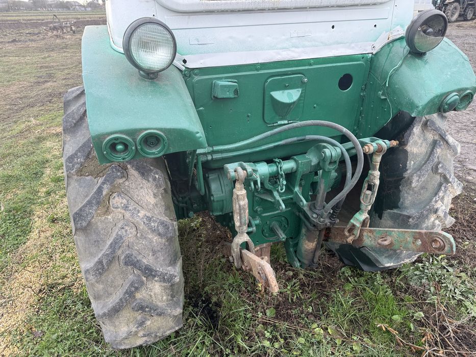 Продам трактор юмз 6 мала кабіна